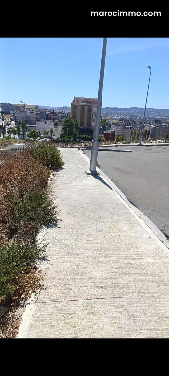 Terrain de trois façades en R3 et retrait à Aouama — 3