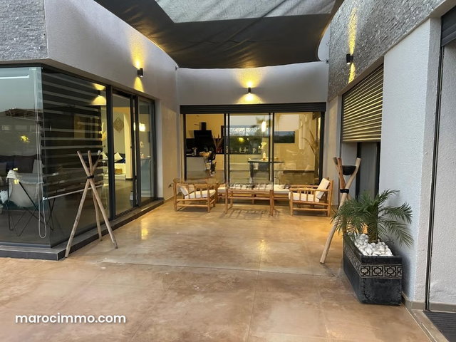 Marrakech – Villa contemporaine plain pied proche École Américaine — 4