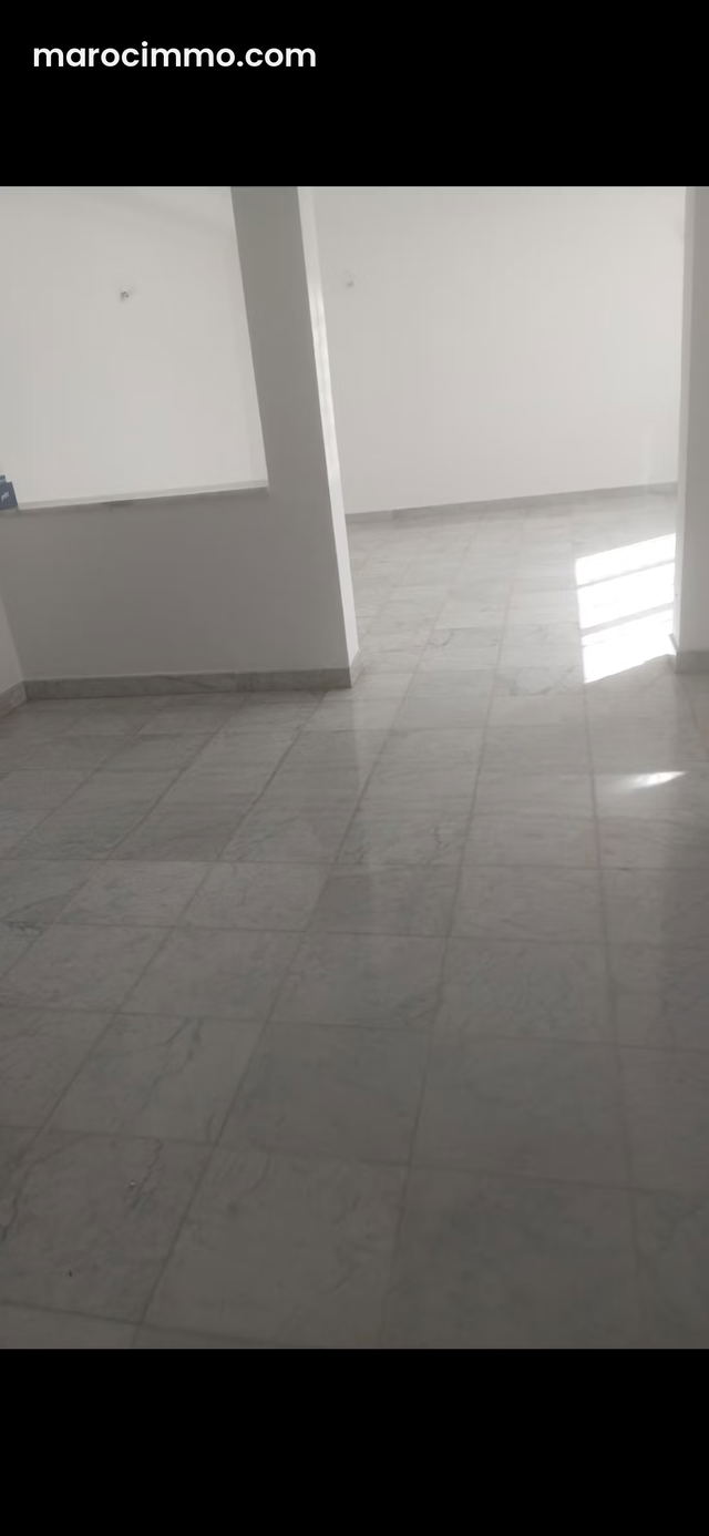 Bureau 180m Haut agdal plein avenue — Rabat