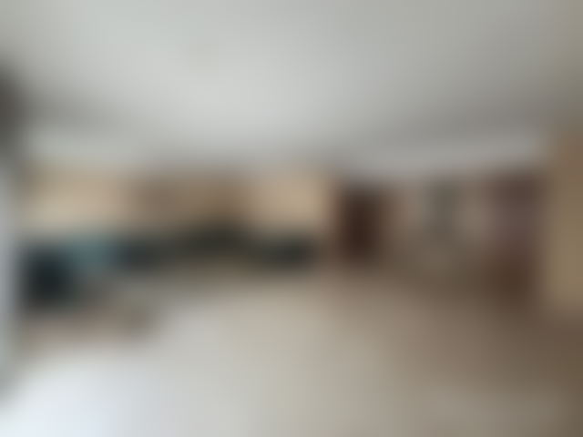 شقة مشمسة بتراس للبيع في راسين الدار البيضاء — الدار البيضاء
