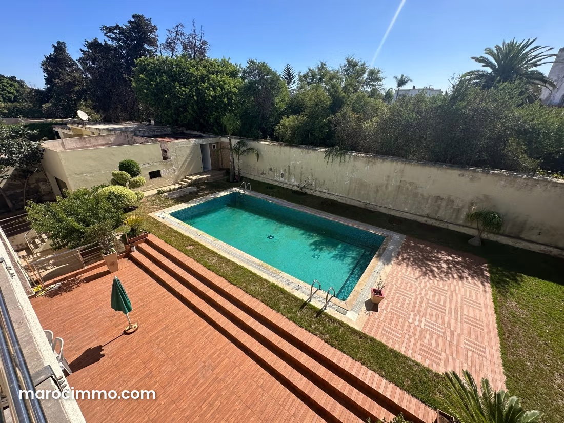 1,117 sqm Villa with Pool and Garden, California, Casablanca — Casablanca