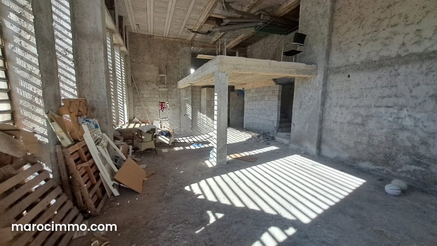 Local commercial 185 m² à rénover, Riyad, Rabat — Rabat