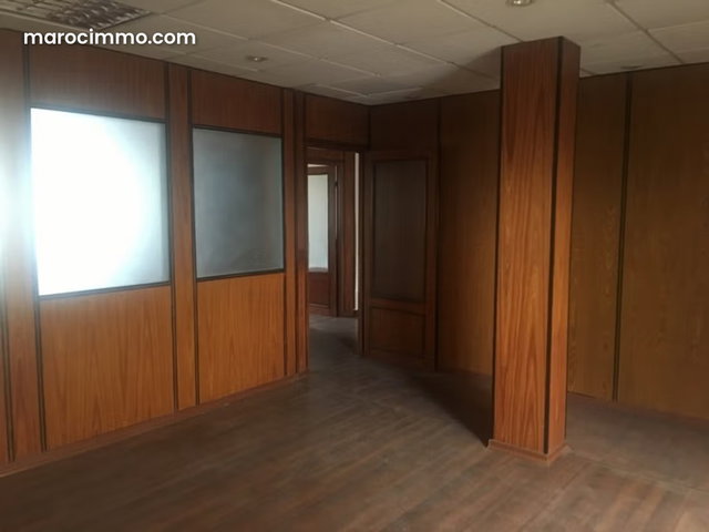 Plateau de bureau à louer à BOURGOGNE OUEST — 4