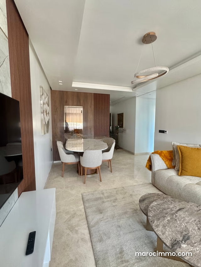 Bel appartement à louer — 4