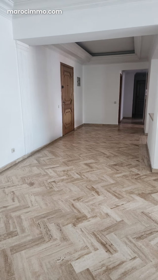 Bel appartement à vendre en plein boulevard Ghandi — 4