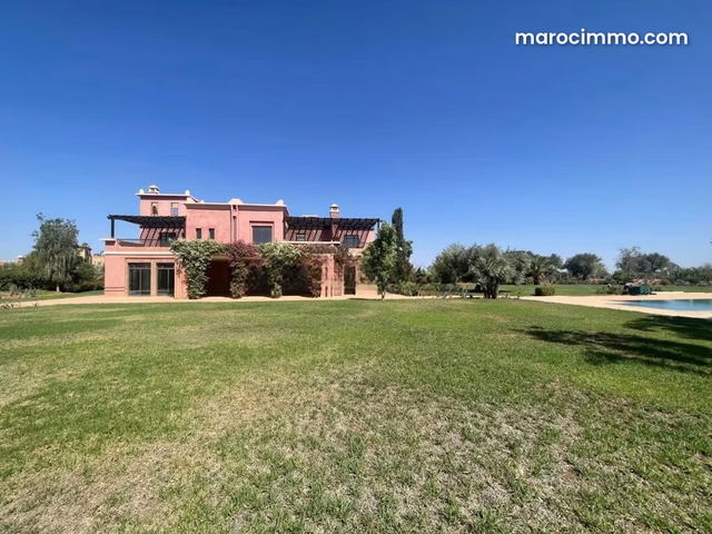 Magnificent riad villa for sale in Marrakech, 12 km — Marrakesh