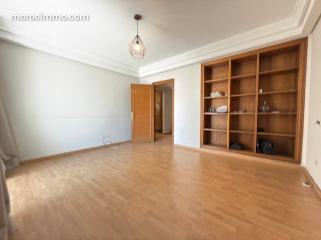 Tres rare appartement 3 façades avec terrasse sans vis a vis étage élevé — 5