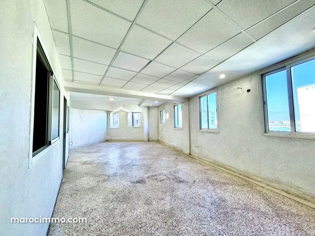 Bureau de 120 m² à Casablanca — 4