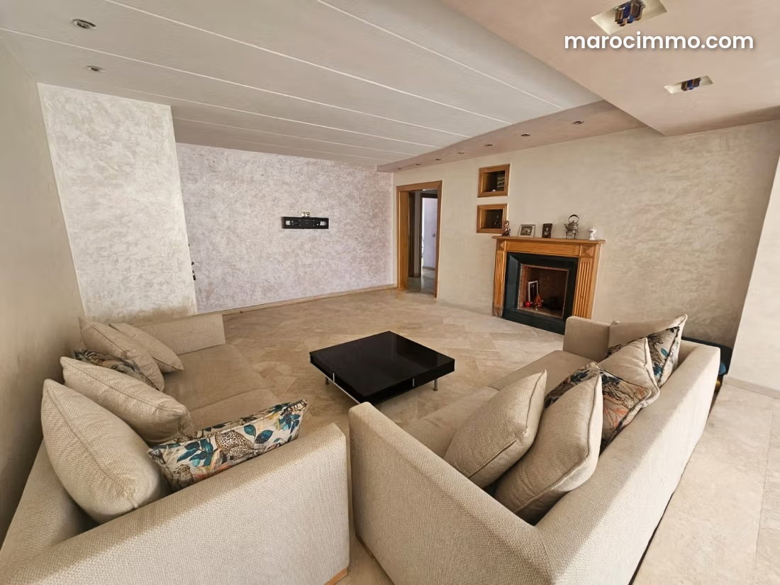163 sqm Apartment with Fireplace, Val Fleuri, Casablanca — Casablanca