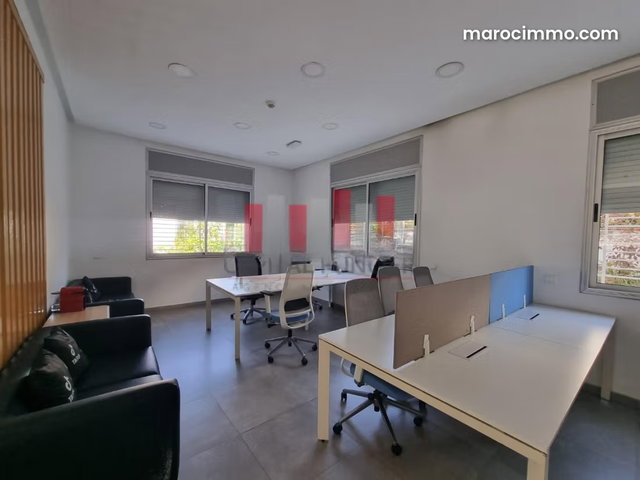 Villa a usage professionnel de 450 m de surface utile a la location en plein quartier Anfa — 3