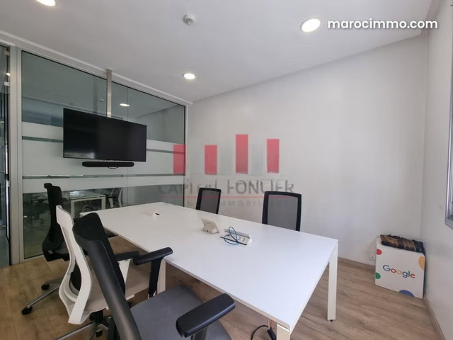 Villa a usage professionnel de 450 m de surface utile a la location en plein quartier Anfa — 4