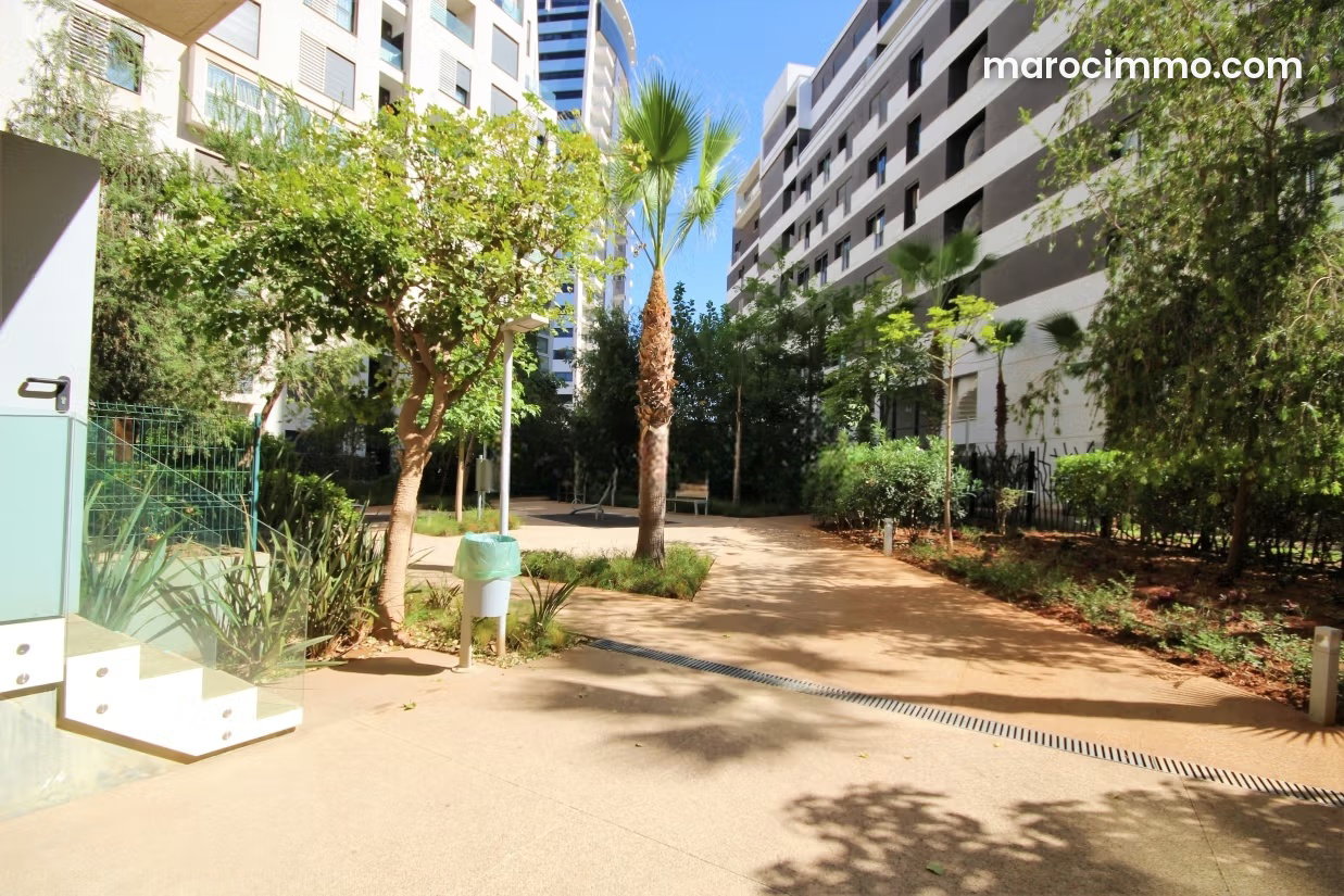 Furnished 54 sqm studio, Casablanca Finance City, luxury standard — Casablanca