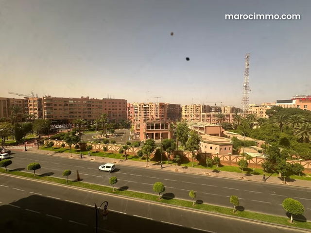 GUELIZ Appartement à rénover avec vue dégagée — Marrakech