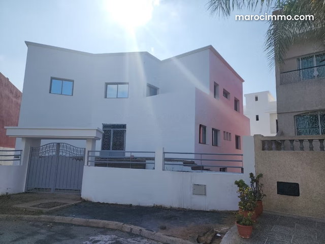 Villa usage commercial à louer Kenitra — 2