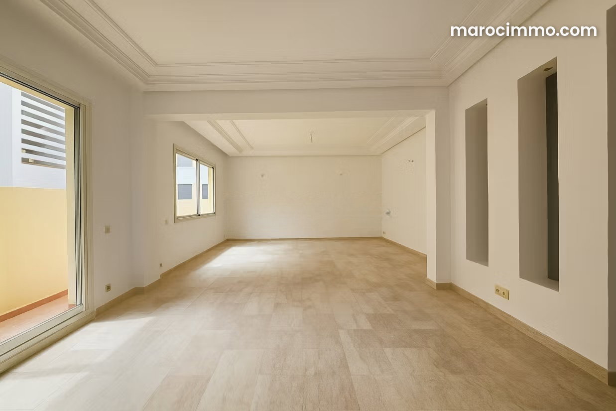 117 m², 3-bedroom apartment with terrace and garage, C.I.L., Casablanca — Casablanca