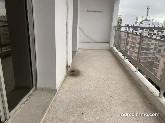 Spacious Apartment for Sale in a Prime Location — 3