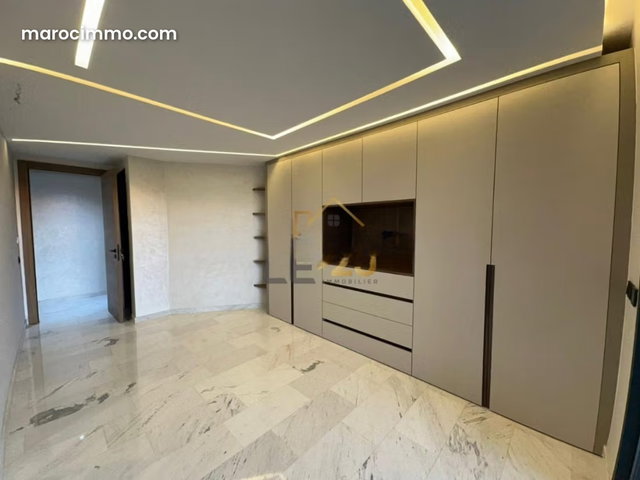 Exceptional Apartment For Sale In Victor Hugo — 5