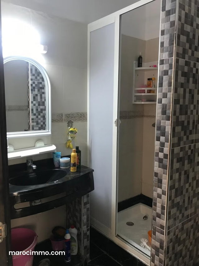Appartement à vendre 82 m² à Louizia — 2