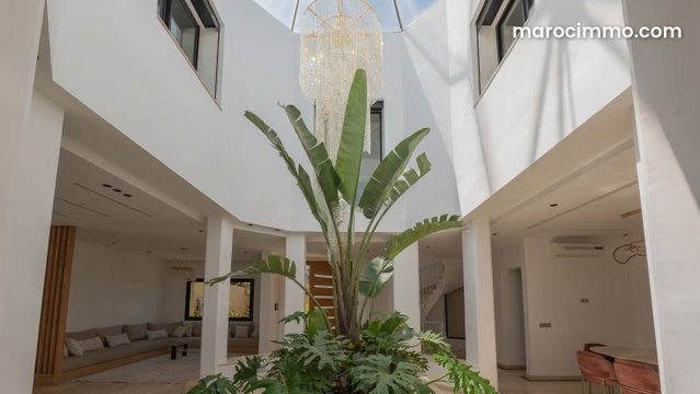Villa d'exception à vendre sonaba – un écrin de verdure et de sérénité — 3