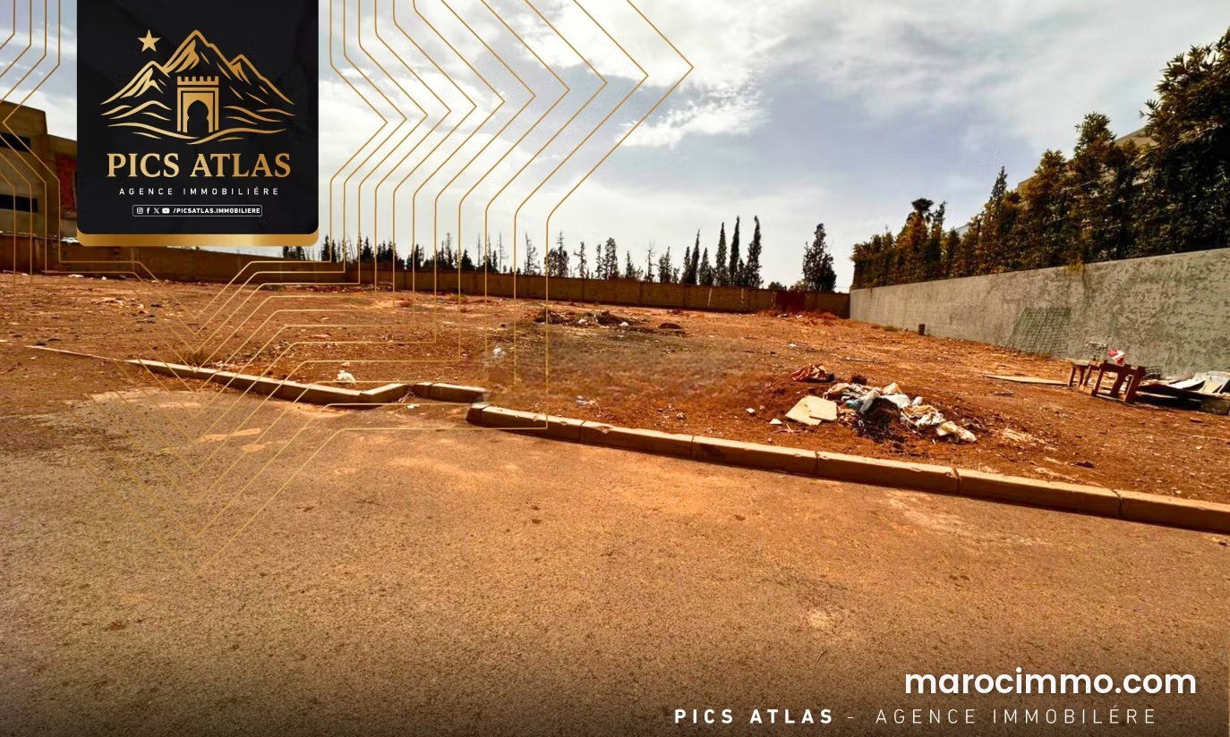 917 m² Plot in Hay Targa, Marrakech, a Quiet Residential Neighborhood — Marrakesh