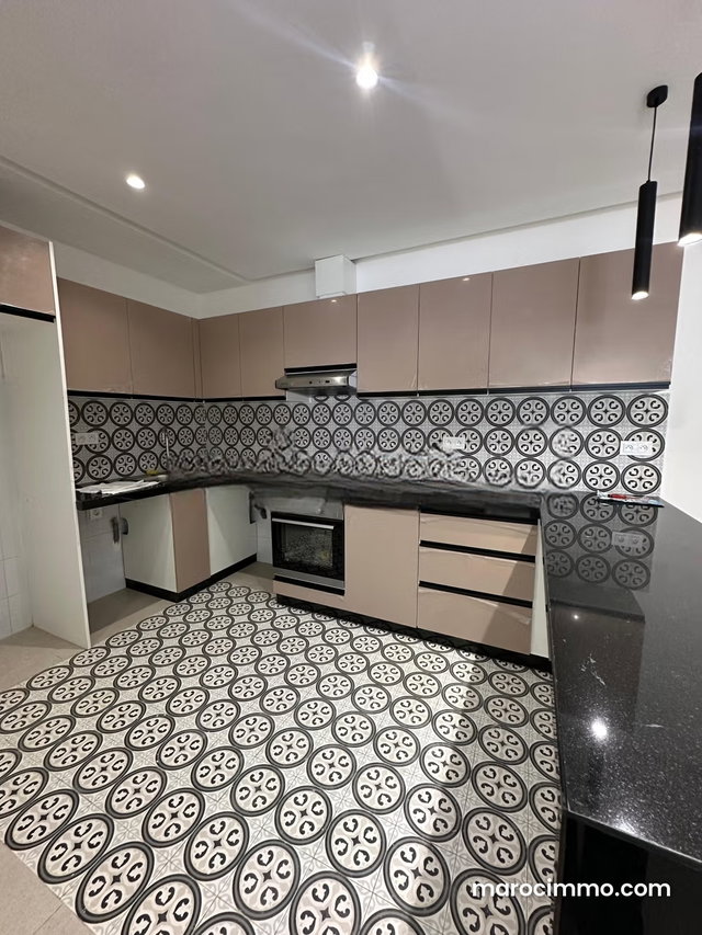 A louer 2 chambres 100 m² Haut Agdal — 3