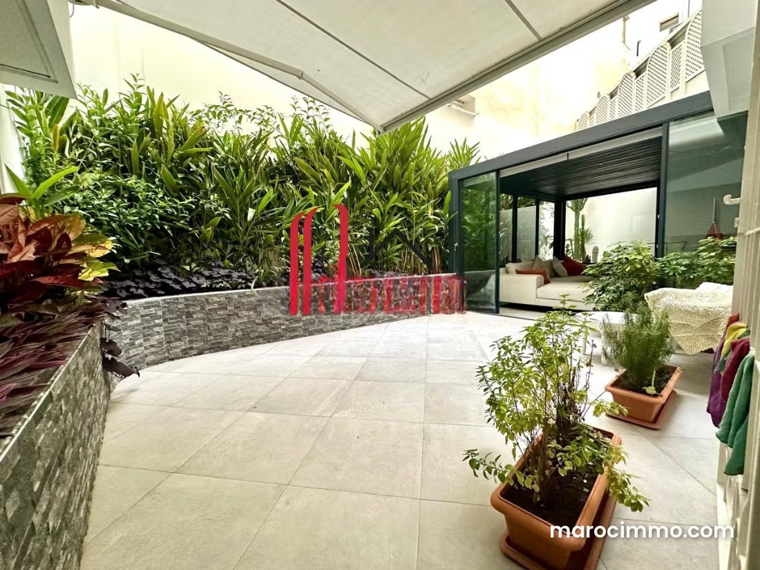 Appartement 187 m² avec jardin privatif, Racine, Casablanca — Casablanca