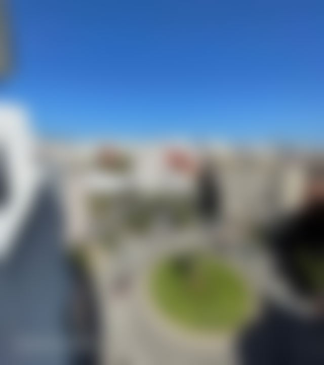 شقة رحبة مع شرفة للإيجار بحي الإداري طنجة — طنجة