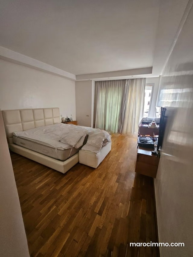 Appartement à vendre triangle d'or 4 chambres — 2