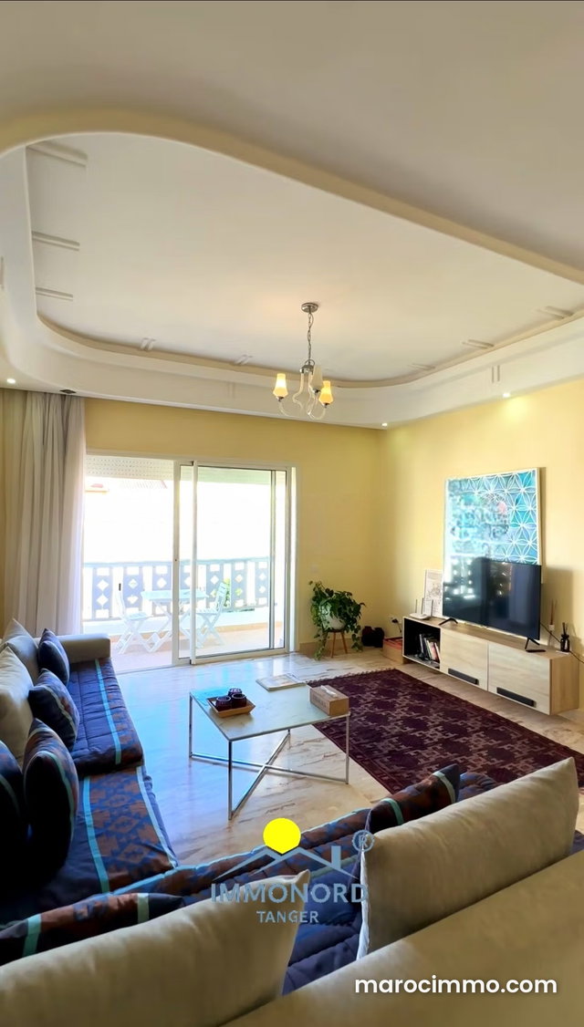 Sea View Apartment and Pool View — 3
