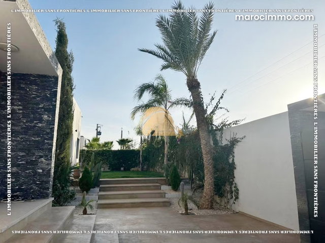 Villa meublée à vendre — Piscine chauffée 11x 6 m Route d’Ouarzazate Km 16, Marrakech — 2