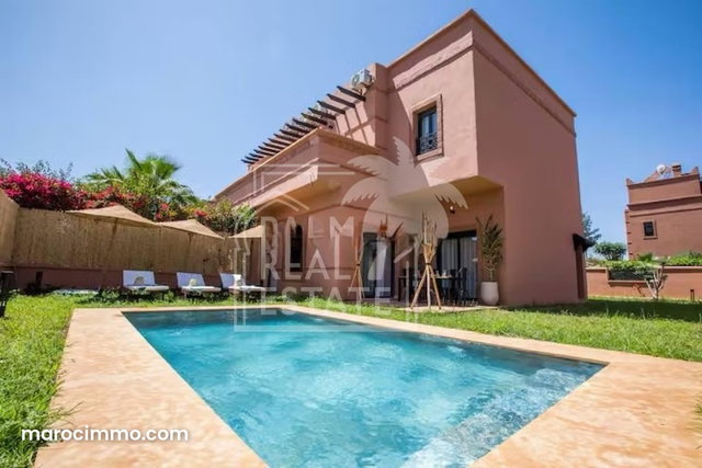 A vendre: villa sur la route de fes avec 3 chambres — 3