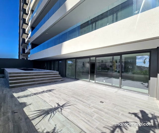 Magnificent F4 with pool in Malabata — Tangier