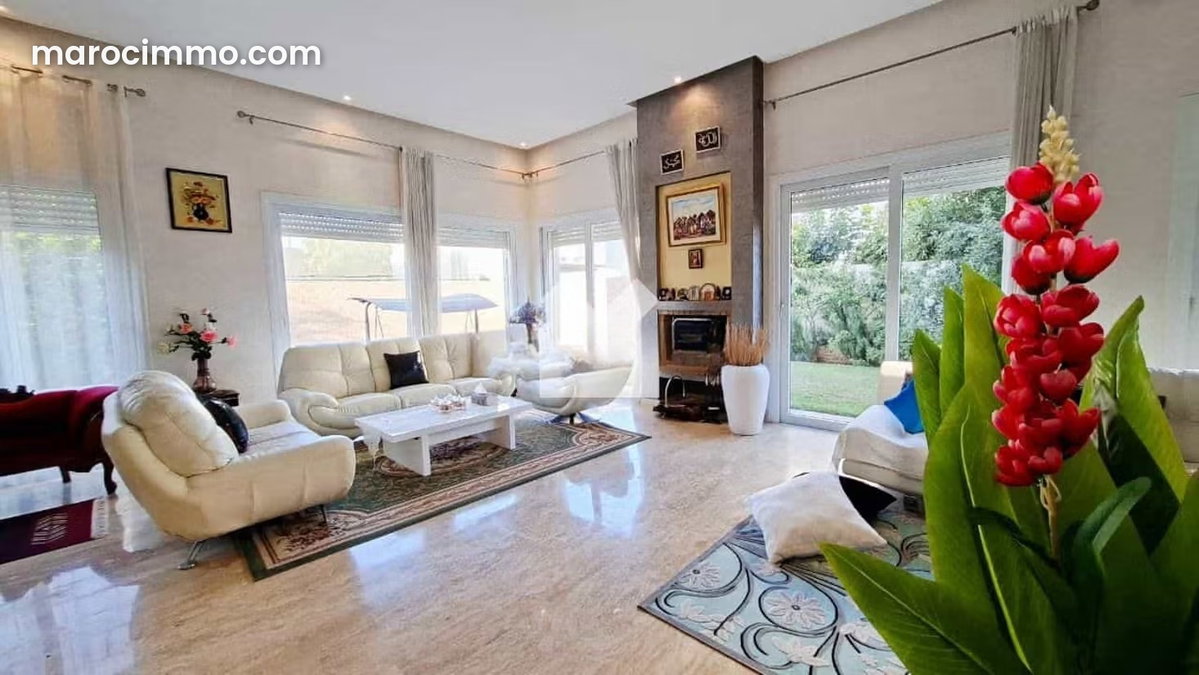 Villa à Vendre de 601.0 m² à Bouskoura, Bouskoura