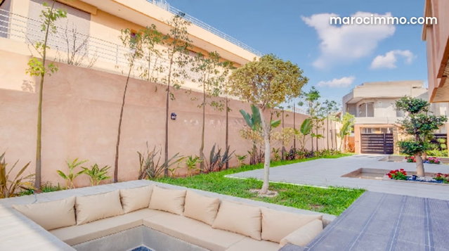 Villa moderne avec piscine en vente — 5