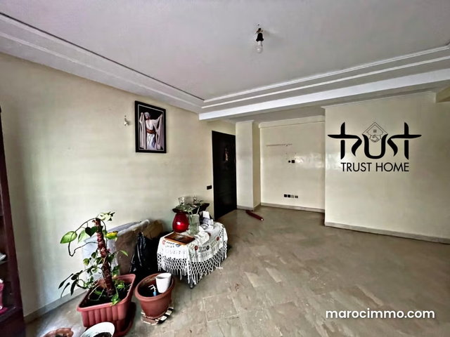 Bel appartement vide à Val Fleury — 3