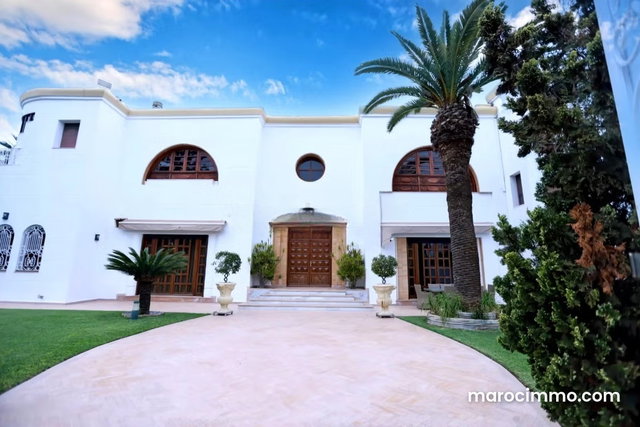 Exceptional California Villa — 2