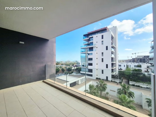 Superbe appartement à louer à Ain Diab vide — 2