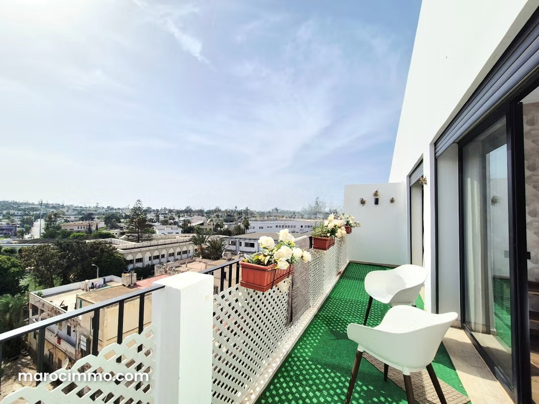 Furnished apartment with terrace for rent in Bourgogne, Casablanca — Casablanca