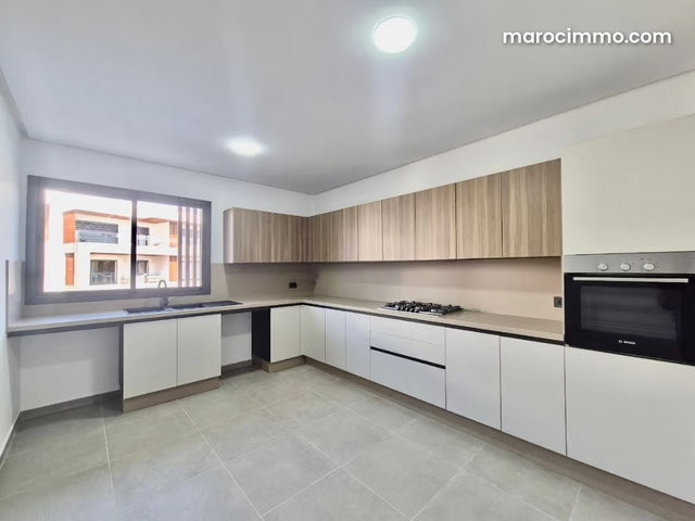 Magnifique appartement vide a la location sur Route d'Azzemour 10min du Morocco Mall — 5