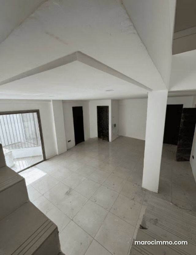 Plateau de bureaux neuf à 2 Mars — 3