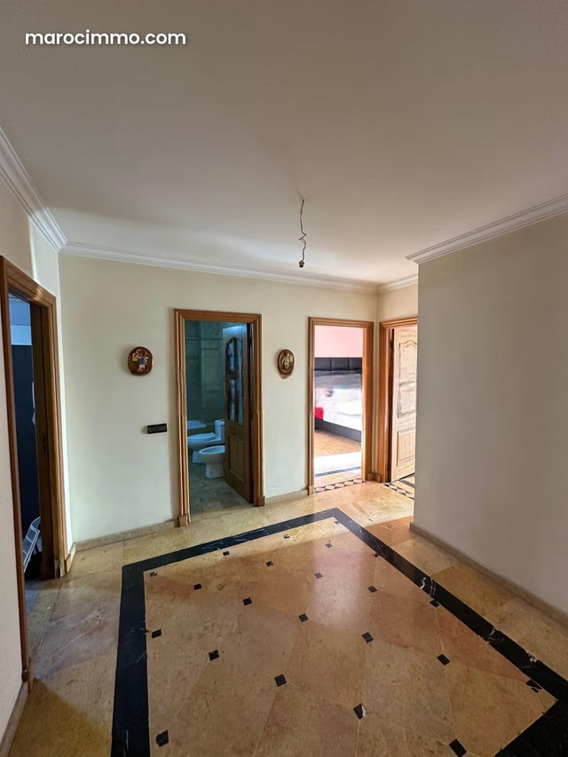 Bel appartement meublé en location, sécurité — 4