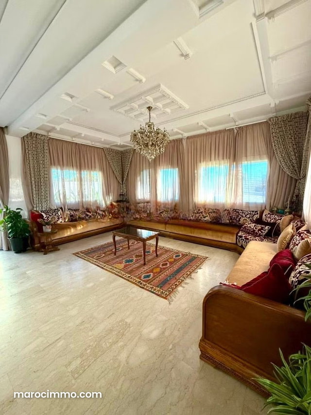 A Dar Bouaaza Villa d’Angle À Vendre À Nawrass De 4 Chambres — 2