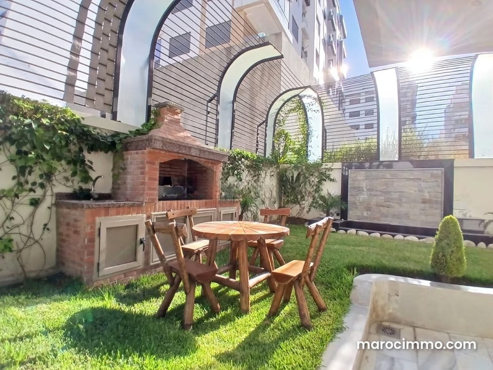 Appartement en rez de Jardin – à Vendre