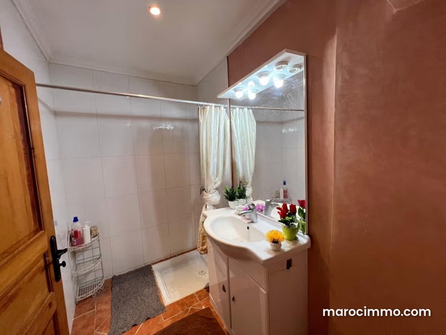Très bel appartement en location à Camp Al Ghoul. 2 pièces. Bien meublé — 2