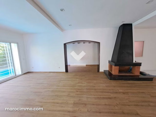 Villa à Louer de 293.0 m² à Casablanca, Anfa Superieur — 3
