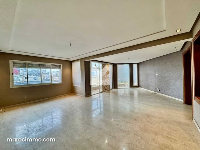 Appartement à Vendre de 153.0 m² à Casablanca, Bourgogne Sidi Belyout — 2