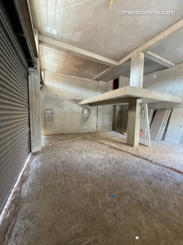 Beau local commercial à vendre à Wifak. Superficie 85 m² — 3