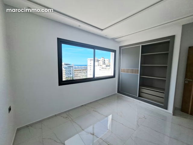 Beautiful Sea View Apartment — Tangier