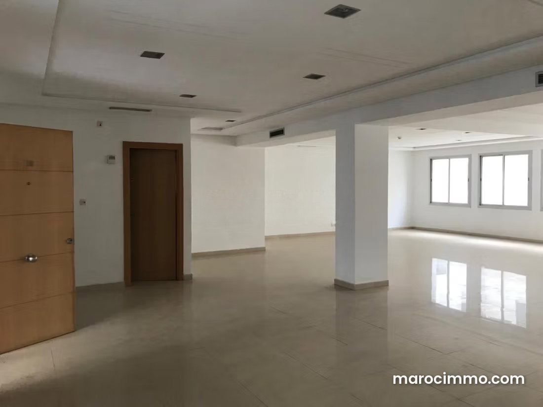 124 sqm office for lease in Franceville, Casablanca — Casablanca