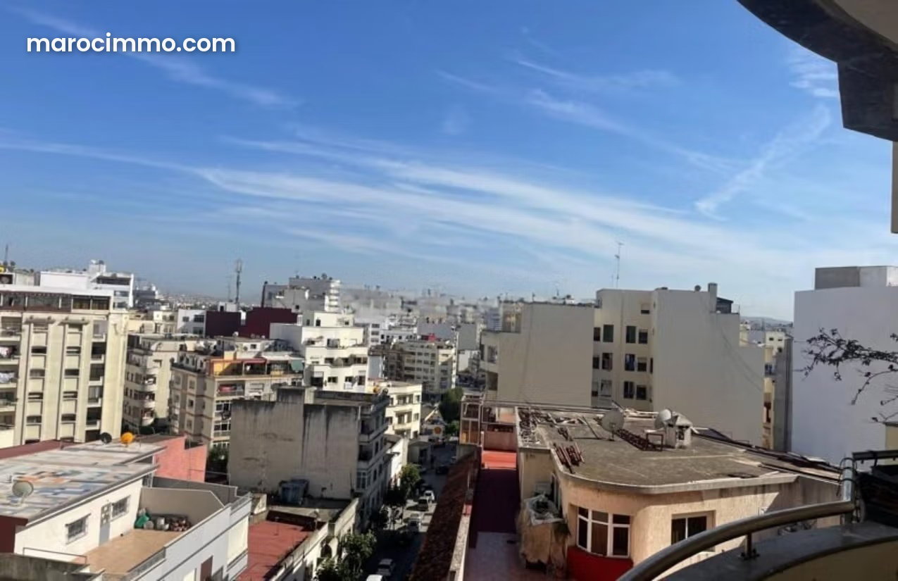 Appartement 124 m² avec terrasse à louer au Centre de Tanger — Tanger